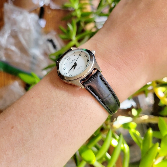 Vintage Reflex Quartz Watch - Picture 7 of 9